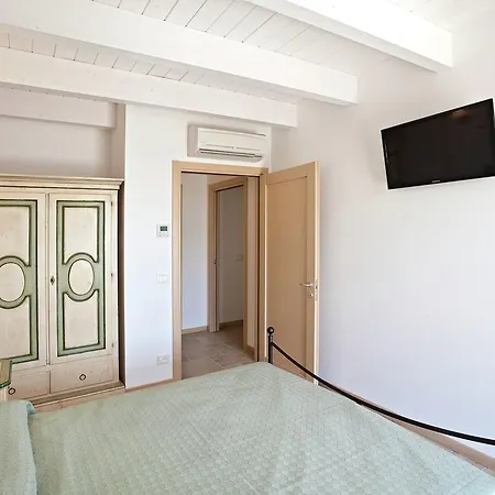 Дом отдыха Modern Holiday Home In Pedaso With Pool Педазо