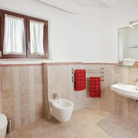 Modern Holiday Home In Pedaso With Pool Дом отдыха Педазо