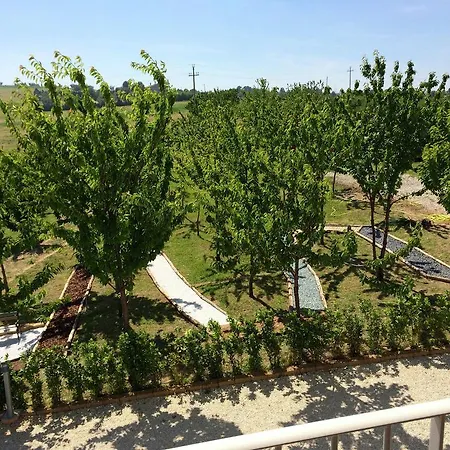 Дом отдыха Modern Holiday Home In Pedaso With Pool Педазо