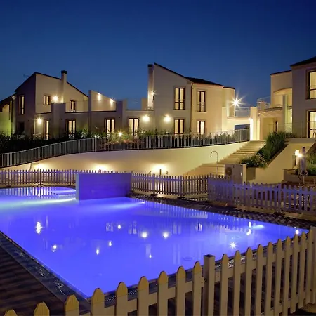 Дом отдыха Modern Holiday Home In Pedaso With Pool